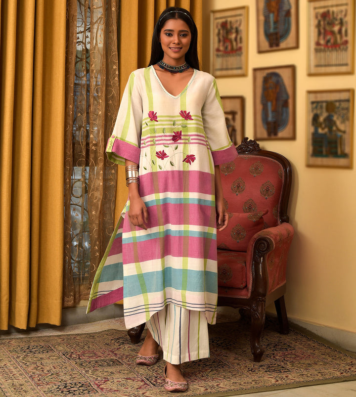 Raass Floral Grid Handwoven Cotton Kurta with Pant Set