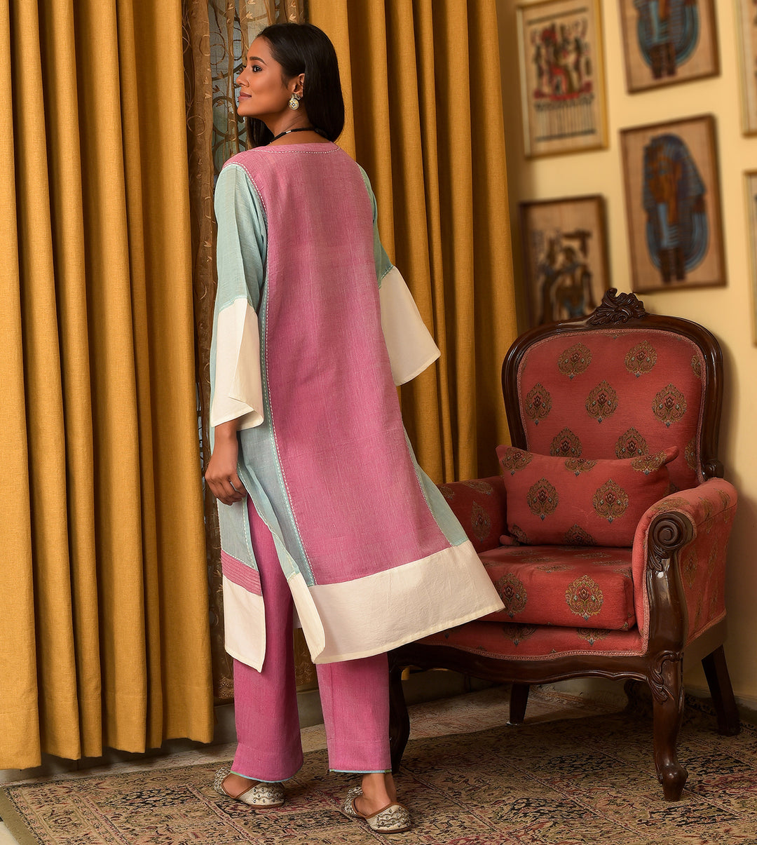 Raass Colorblock Handwoven Cotton Kurta with Pant Set