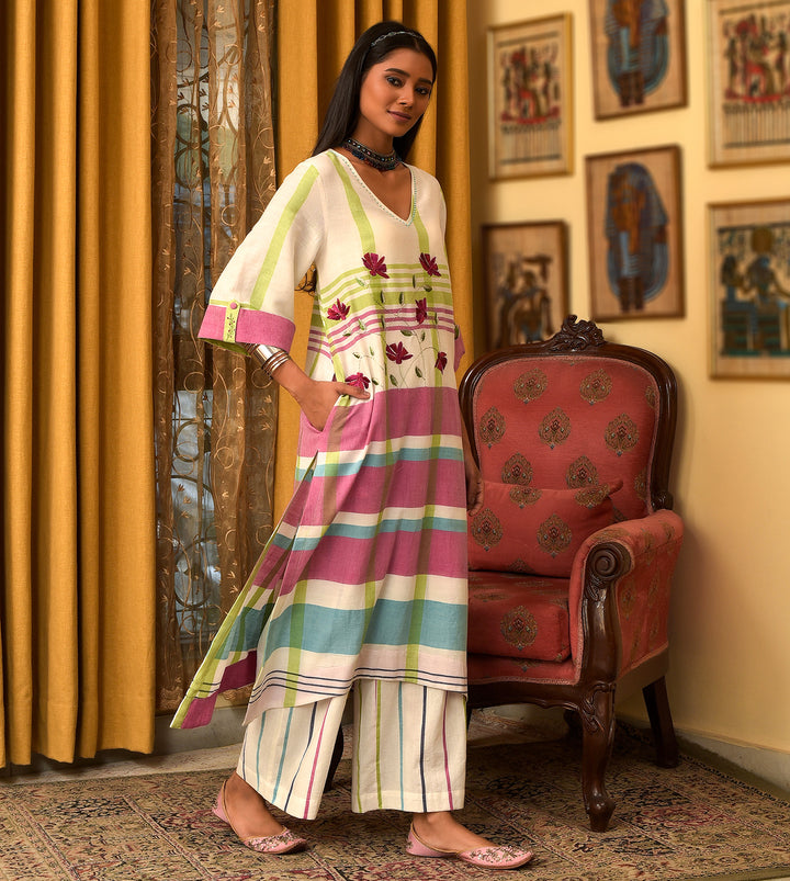 Raass Floral Grid Handwoven Cotton Kurta with Pant Set
