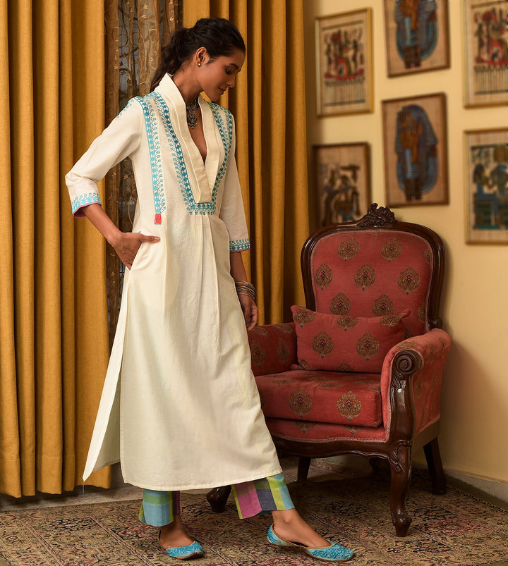 Raass Ivory Charming Handwoven Cotton Kurta with Pant Set