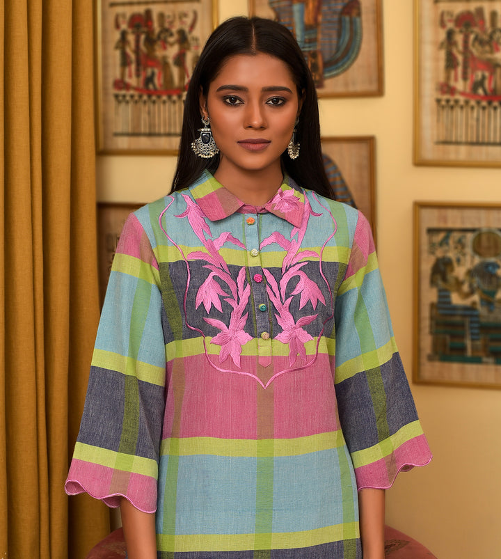 Raass Petal Crest Colorblock Handwoven Cotton Kurta with Pant Set