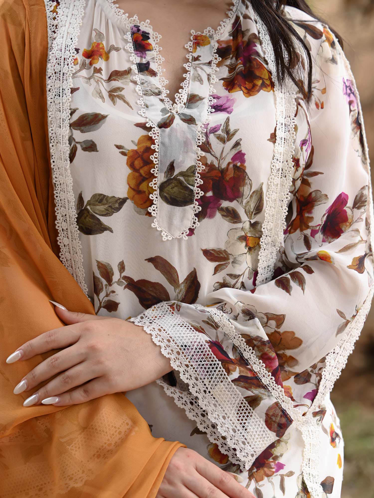 Floral Pakistani Style Georgette Kurta Set