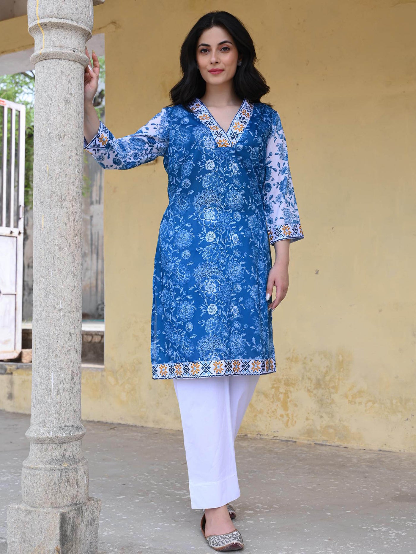 Blue Floral Printed Cotton Kurta Set