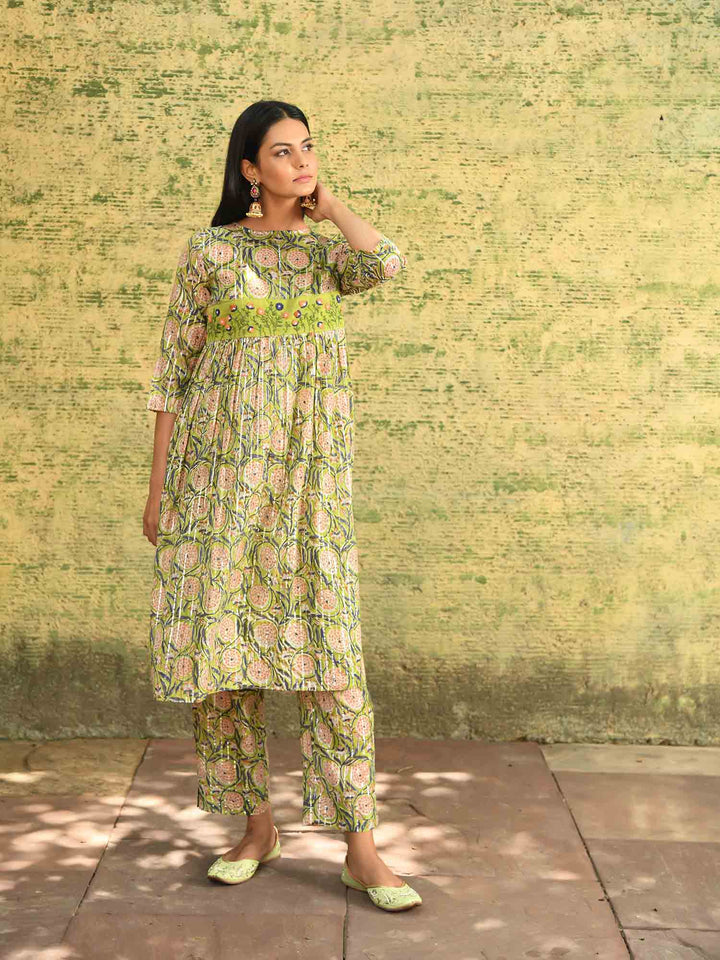 Aam Panna Printed Kurta Set
