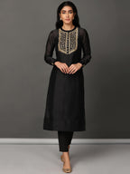 Chanderi Embroidered Kurta & Pant Set
