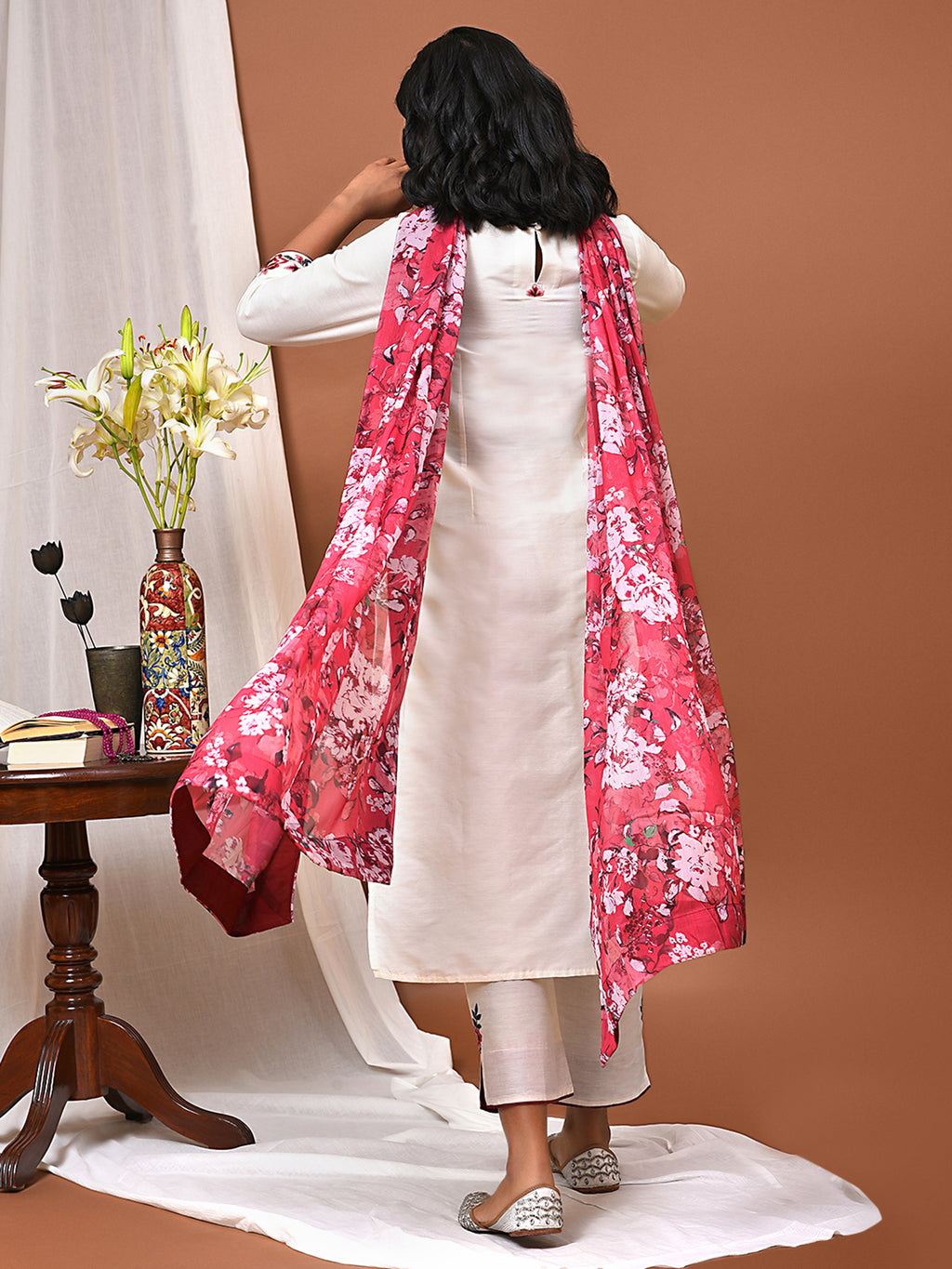 White Embroidered Kurta Pant set with Printed Dupatta