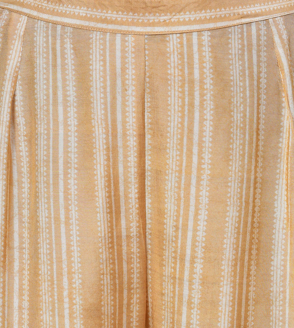Cheer in the earth Kurta Pant Set