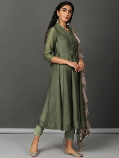 Olive Chanderi Kurta, Pants & Net Dupatta Set