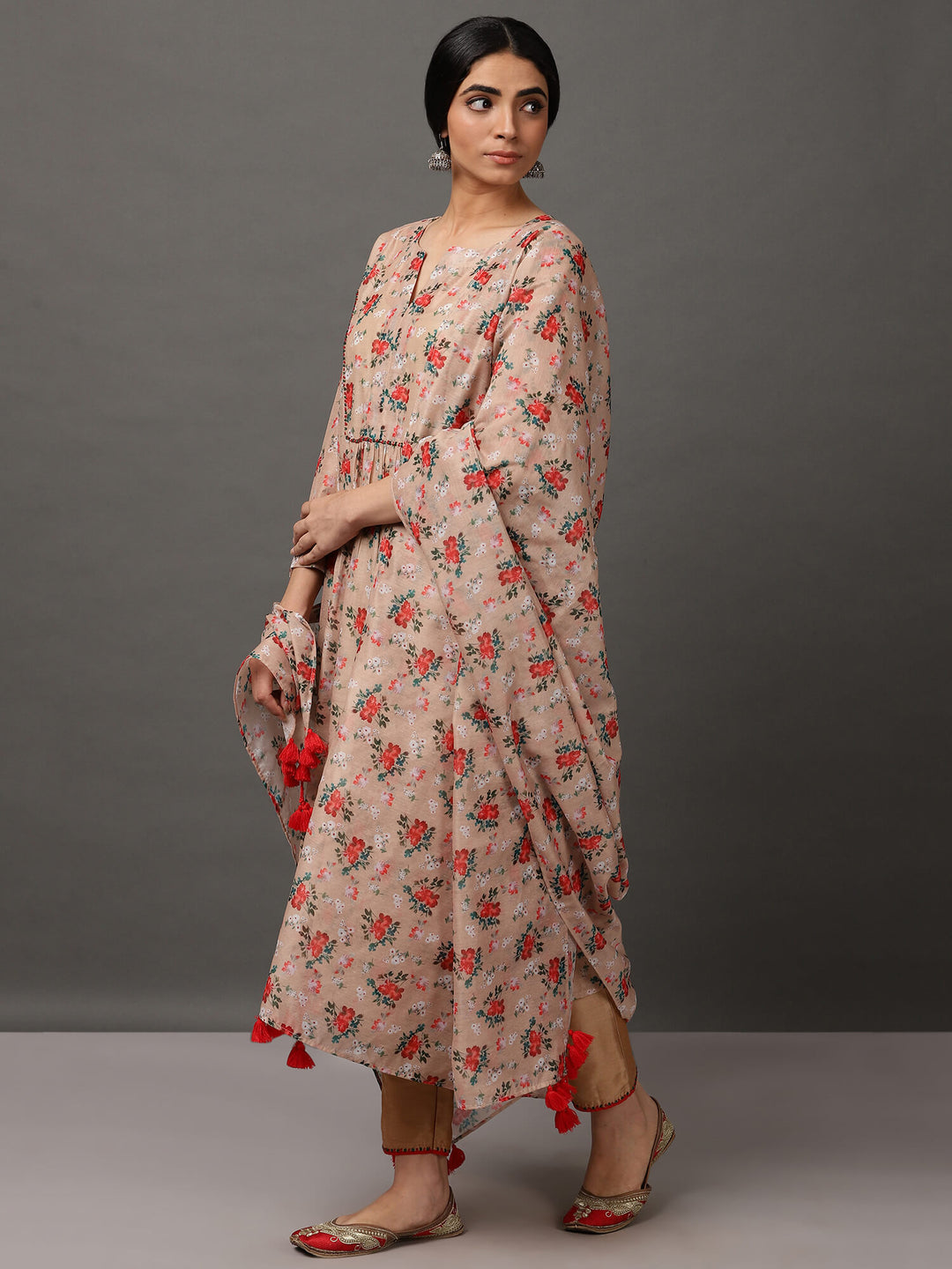 Beige Ditsy Print Chanderi Kurta Set with Dupatta