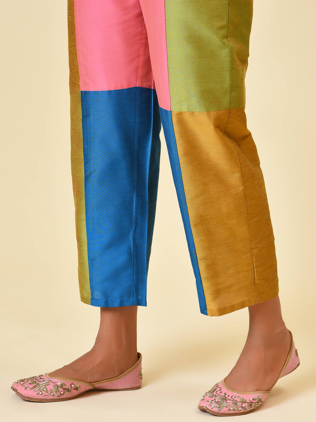 Carefree and colourful printed kurta with colour block pant