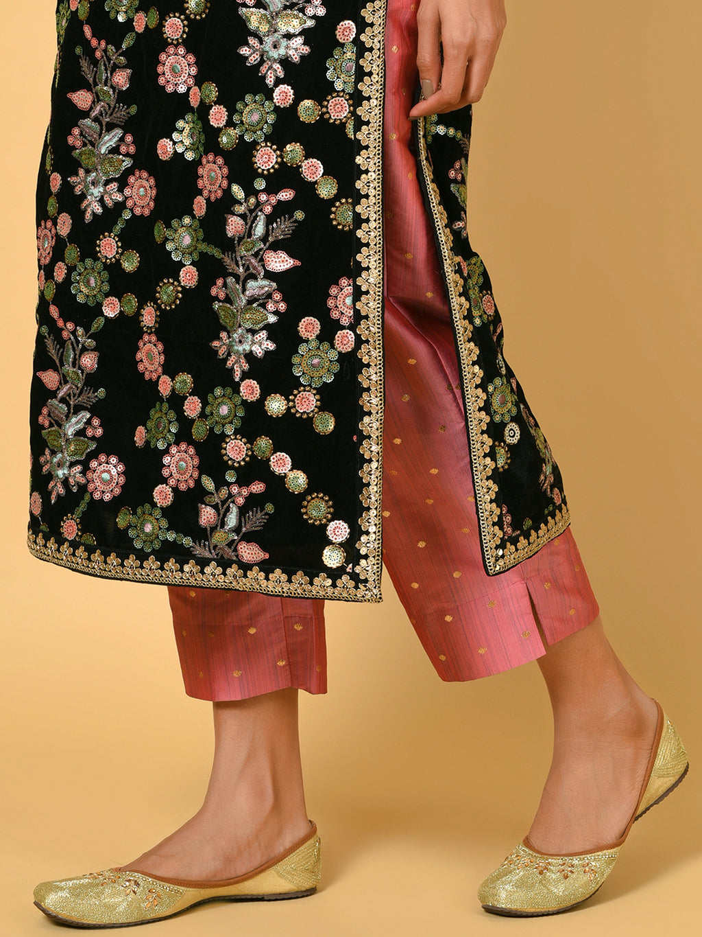 Kurti Velvet Di
