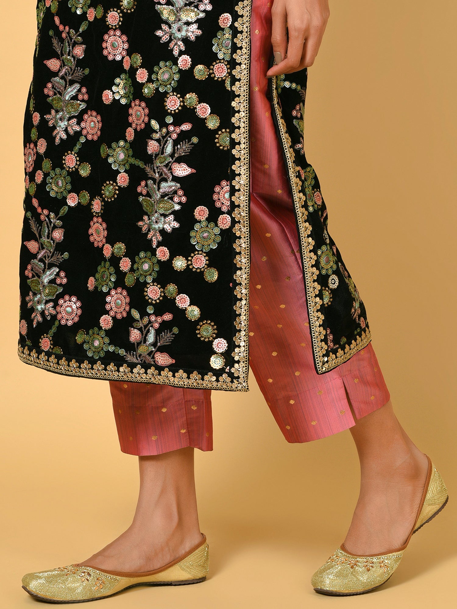 Kurti Velvet Di